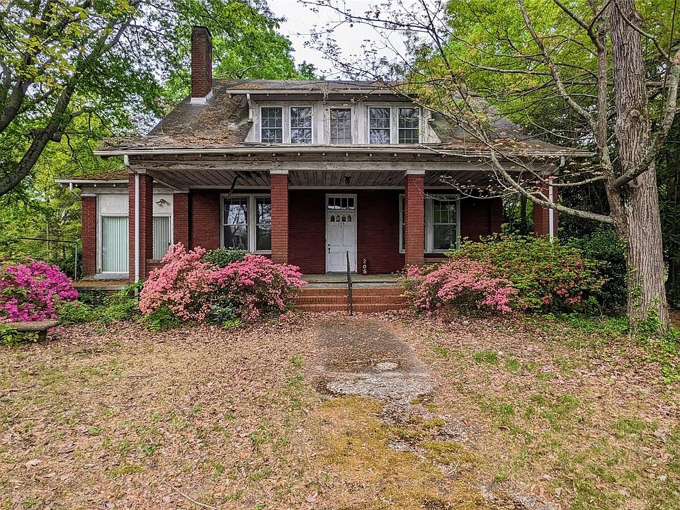 205 Kings Mountain St, Clover, SC 29710 Zillow