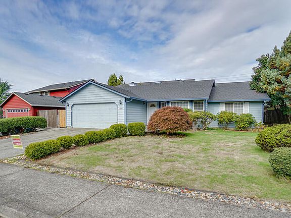 2nd image of 4510 NE 96th St