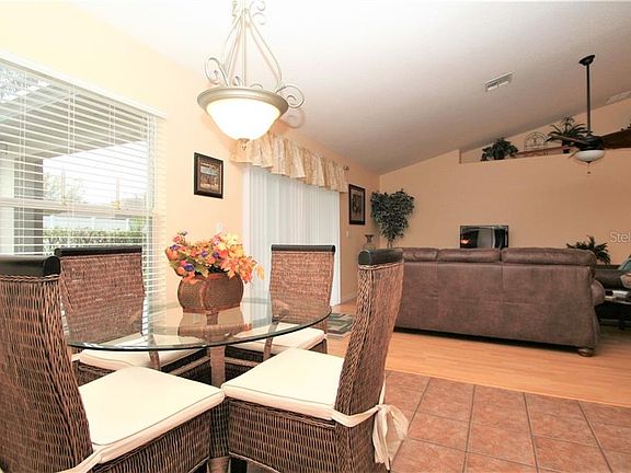 4th image of 4918 E Lake Cove Blvd