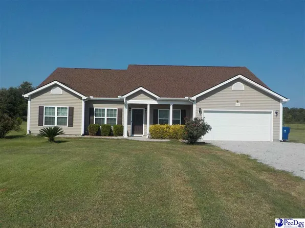 654 Charles Harris Dr, Bennettsville, SC 29512