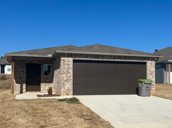 7032 Potomac Trl, Bauxite, AR 72011