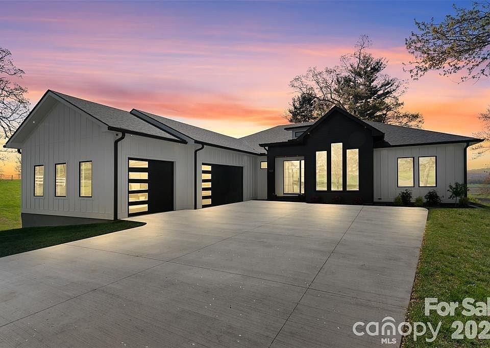 1st image of 503 Nesbitt Dr