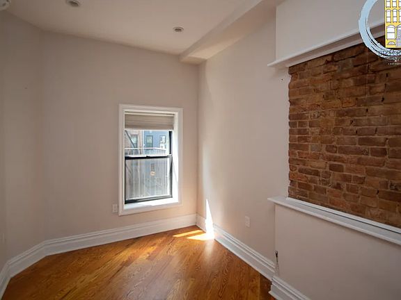 5th image of 306 Clifton Pl #4