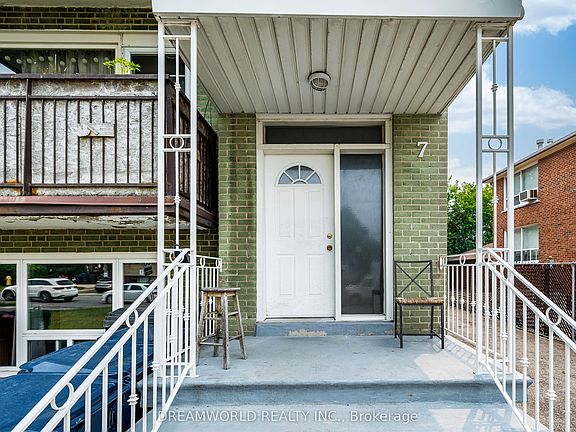 4th image of 7 Diana Dr