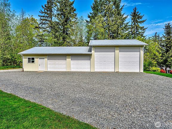3rd image of 257 Dawn Crest Place
