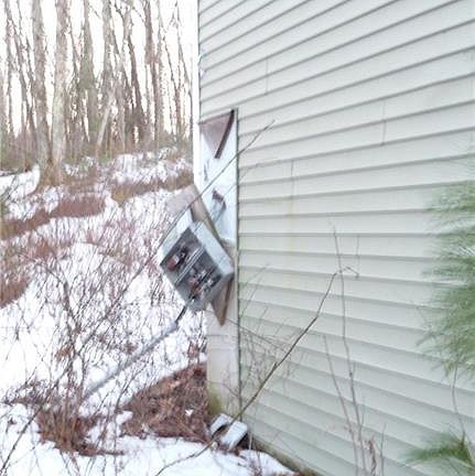 5th image of 10 Brook Trl W