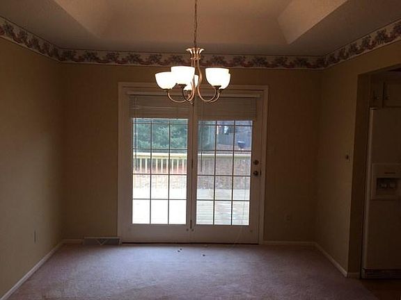 2nd image of 4420 Rainbow Cir