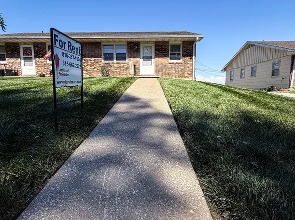 1723 Lion Rd, Saint Joseph, MO 64506