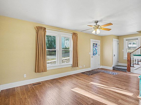 5th image of 520 10th St