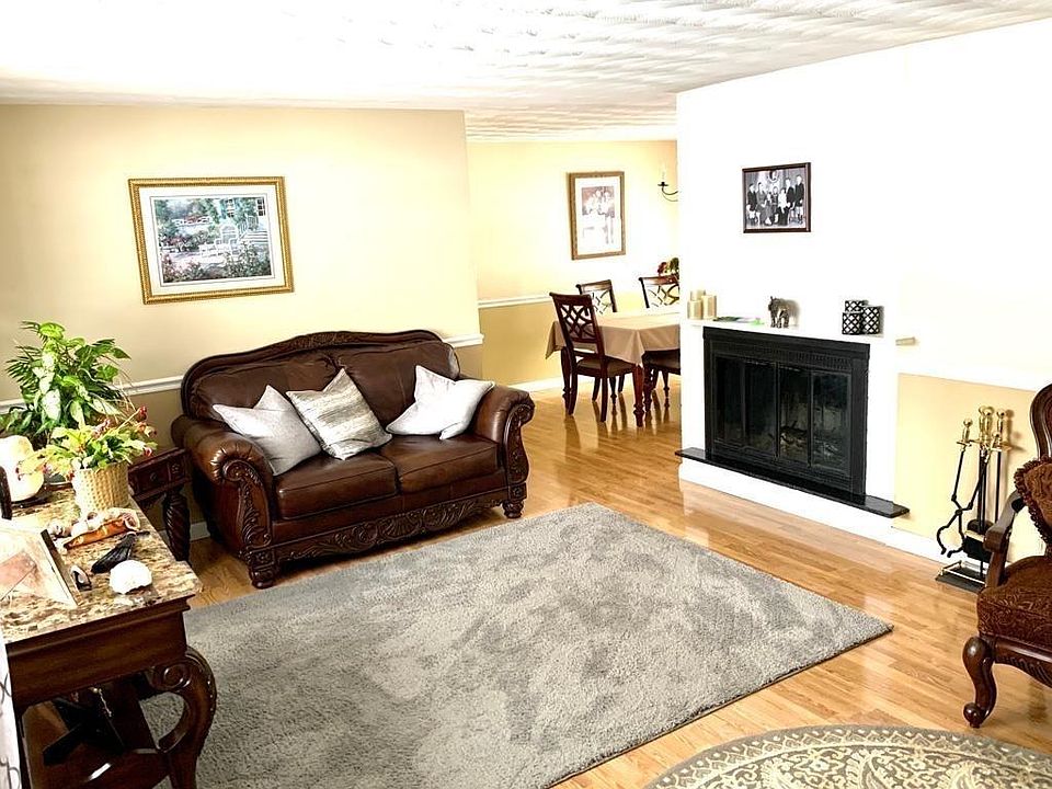 15 Scott Dr, Framingham, MA 01701 Zillow