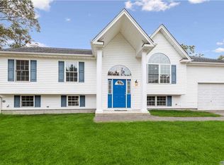 228 Moriches Ave, Mastic, NY 11950