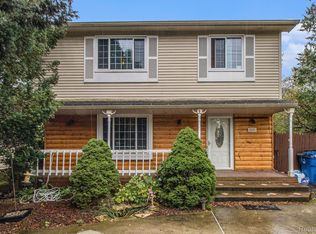 4685 Cass Elizabeth Rd, Waterford, MI 48327