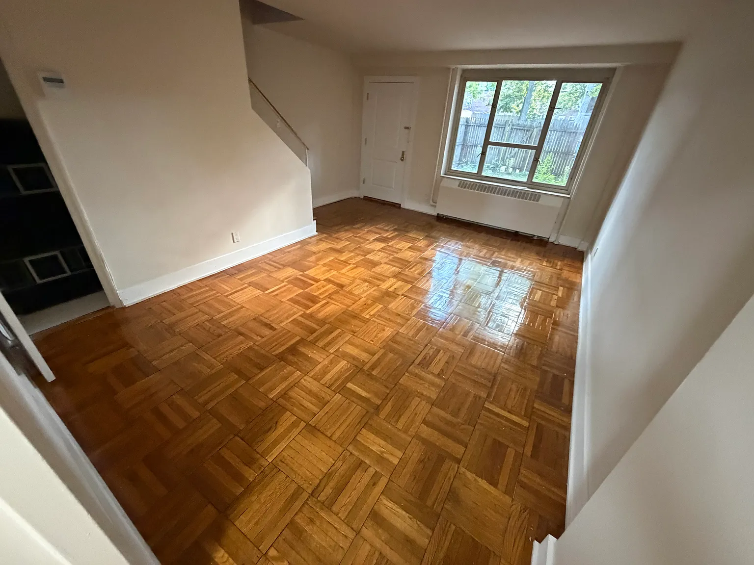 194th Ln, Fresh Meadows — Photo 4