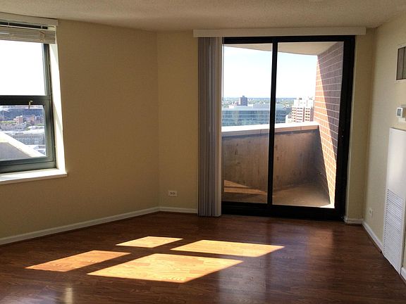 5th image of 3660 N Lake Shore Dr APT 1905