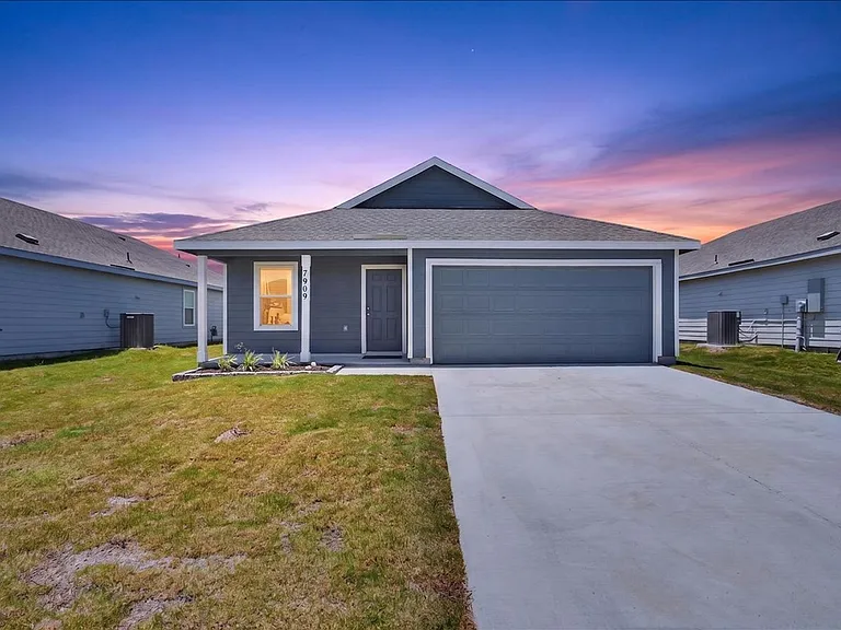 7909 Hathor Dr — Photo 37