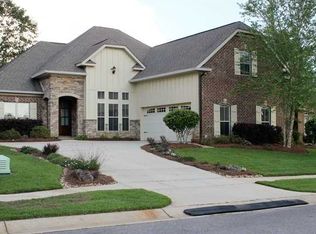 3265 McRae Dr, Mobile, AL 36695