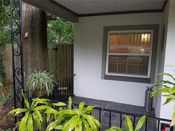 3rd image of 1141 Holden Ave