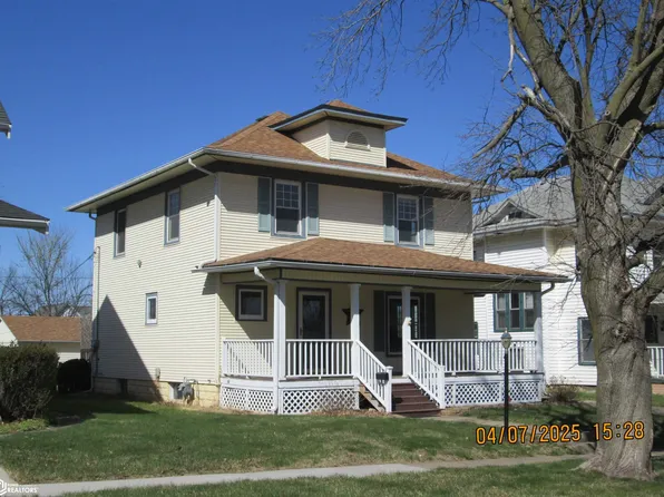 102 E 12th St, Atlantic, IA 50022