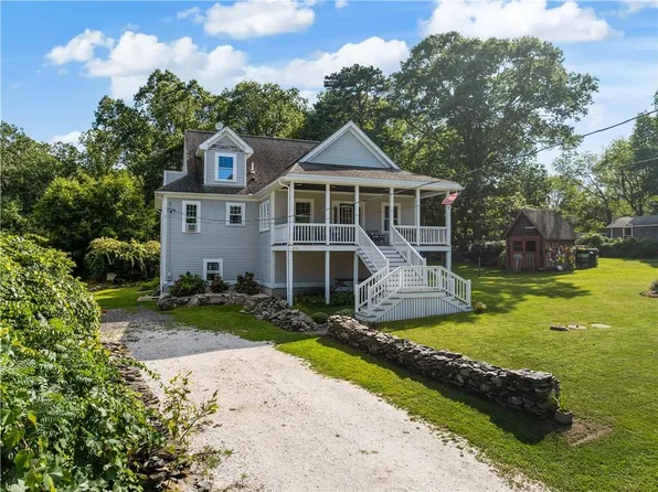 72 Pier Rd, Prudence Island, RI 02872