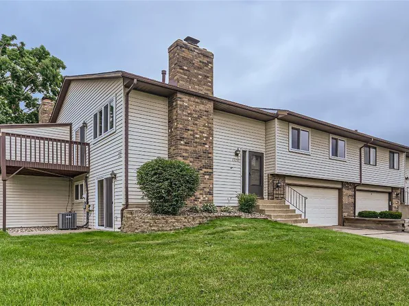 15732 Griffon Ct, Apple Valley, MN 55124