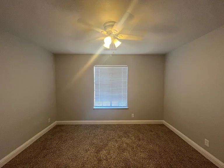 37102 Avenue 12 — Photo 8