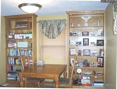 3rd image of 10525 Carrie Dr