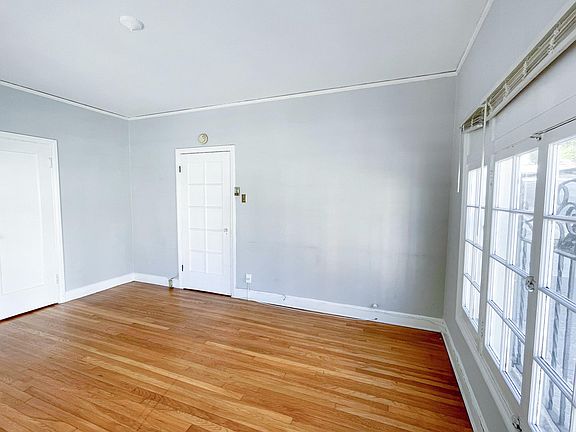 3rd image of 1755 Franklin St #101