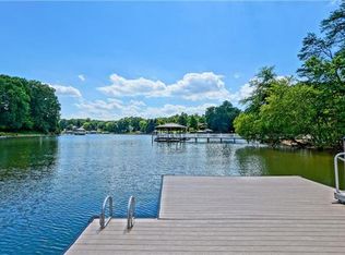 657 Kemp Rd, Mooresville, NC 28117