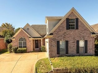 939 Bending Pine Ln, Cordova, TN 38018