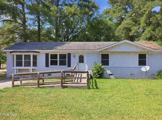101 Fairwood Ln, Greenville, NC 27834