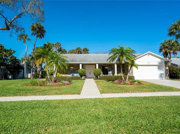 3707 Kingston Blvd, Sarasota, FL 34238