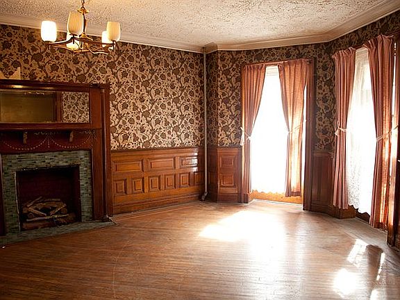 5th image of 151 Midwood St