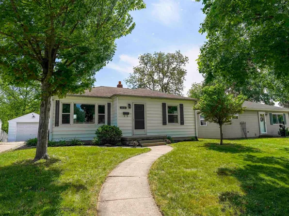 1216 Hedgewood Dr, Lafayette, IN 47904