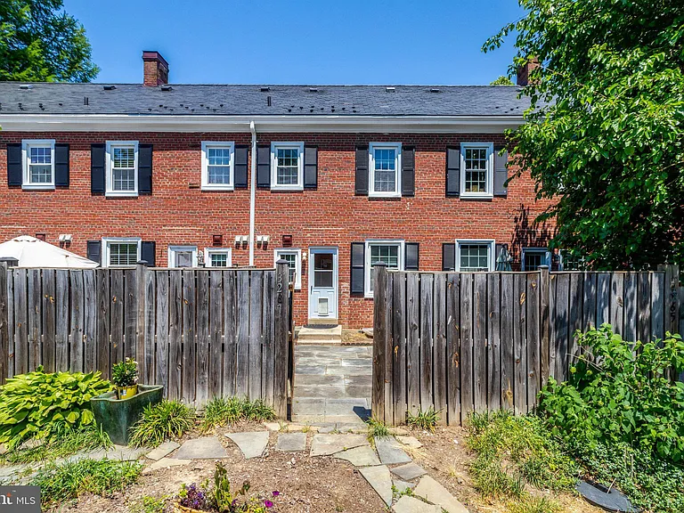 3267 S Stafford St — Photo 16