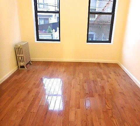 5th image of 4816 46th St APT B1