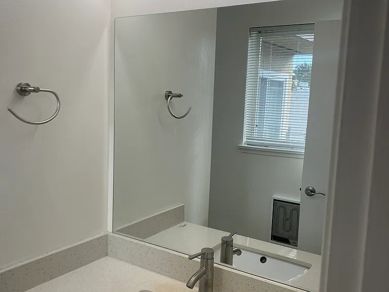 1144 Capuchino Ave #4 — Photo 7