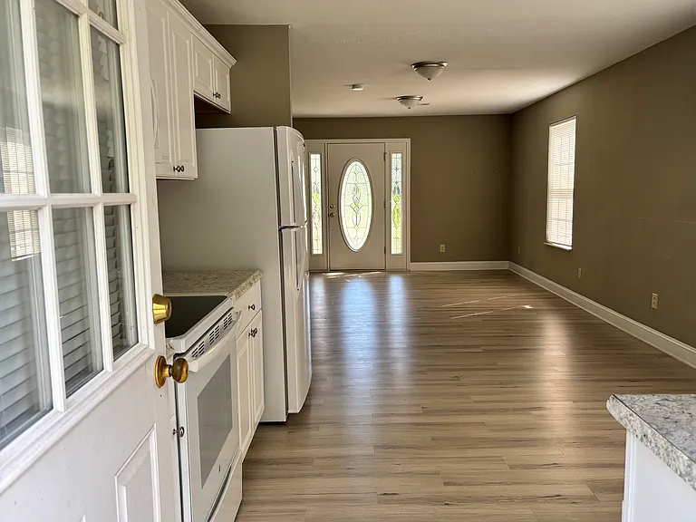 756 Panther Creek Ct #756 — Photo 2