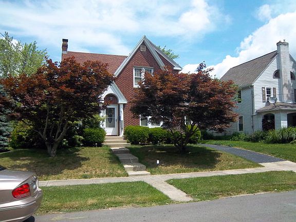 2nd image of 604 Highland Ave