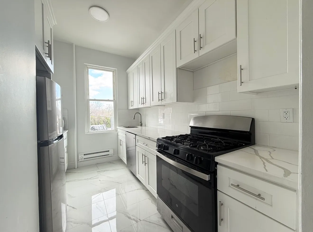 3 Hicks Ln — Photo 1