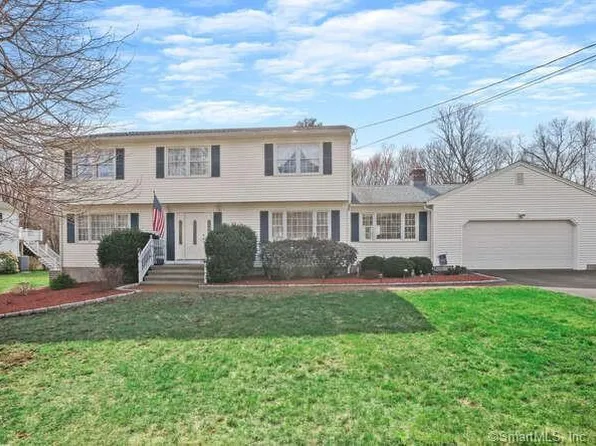 21 Wendover Road, Trumbull, CT 06611