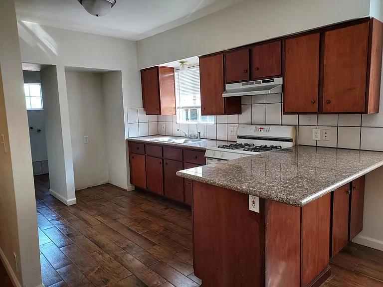 14072 Hanford Armona Rd — Photo 1