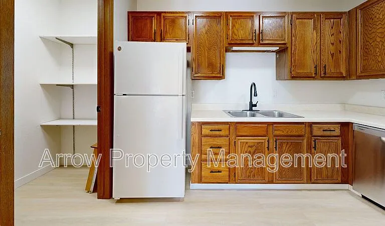 205 E Arbor Ave #201G — Photo 3