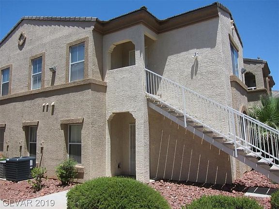 4th image of 3400 Cabana Dr Unit 1027