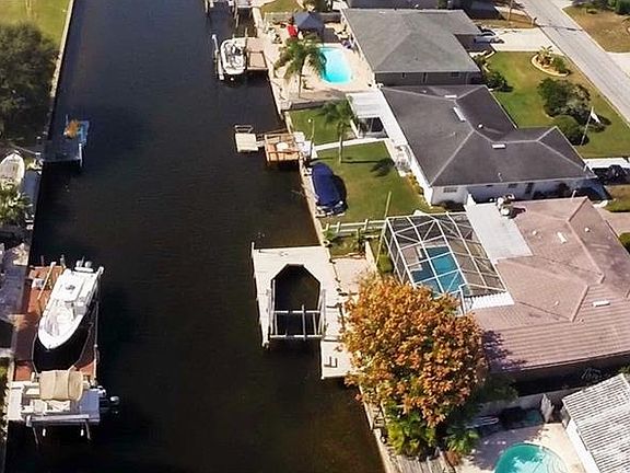 2nd image of 362 Westwinds Dr