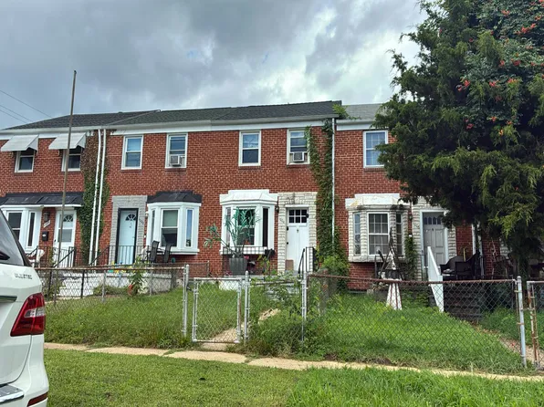 1004 N Marlyn Ave, Essex, MD 21221