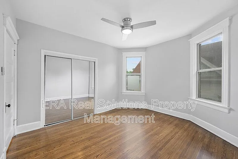 3 bed, 2.5 bath, 1536 sqft, $2,000 — Photo 3