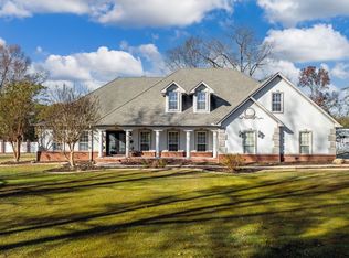 31 Robinson Rd, Greenbrier, AR 72058