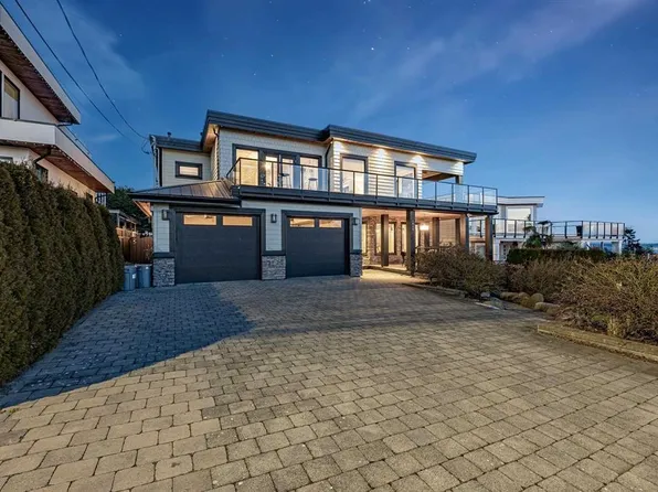 1040 Lee St, White Rock, BC V4B 4P1