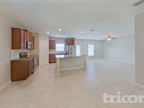 4th image of 4920 Reflecting Pond Cir