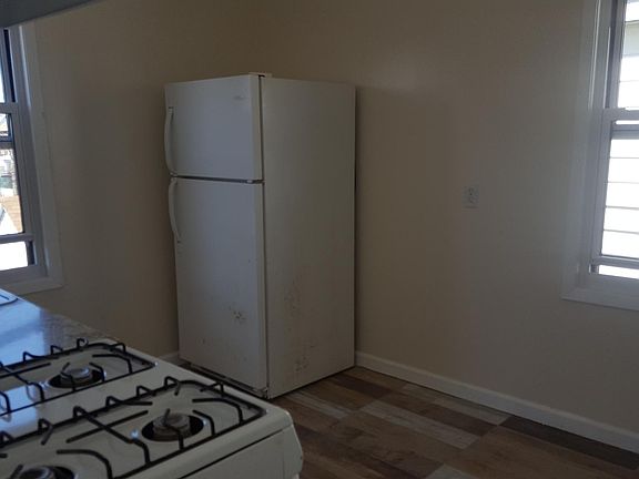 4th image of 14417 Ferndale Ave #2nd